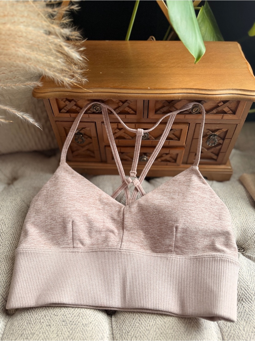 ALO Yoga Bra Light Mauve Strappy Longline Sports Bralette